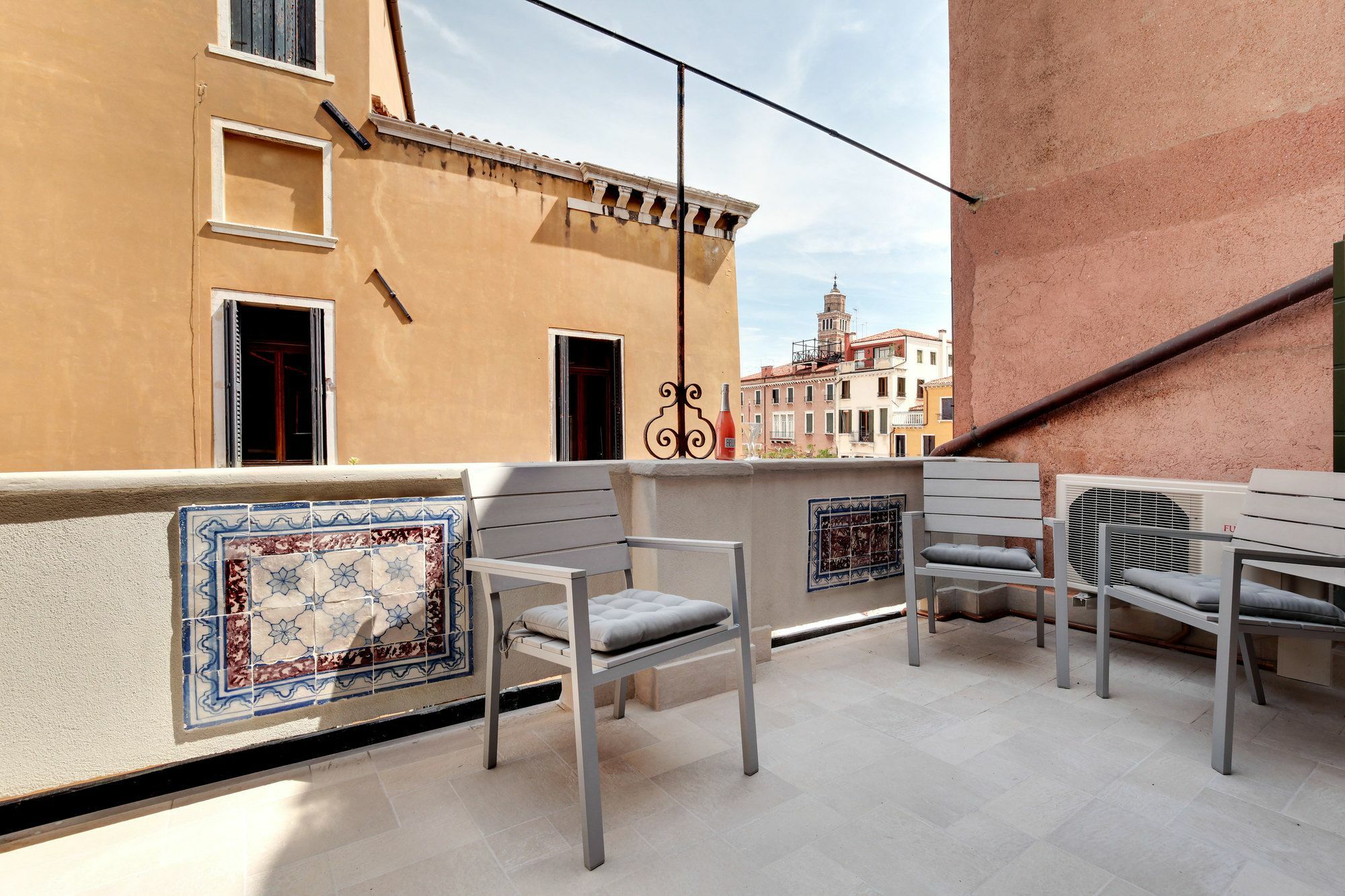 Santo Stefano Accademia Apartment Венеция Экстерьер фото