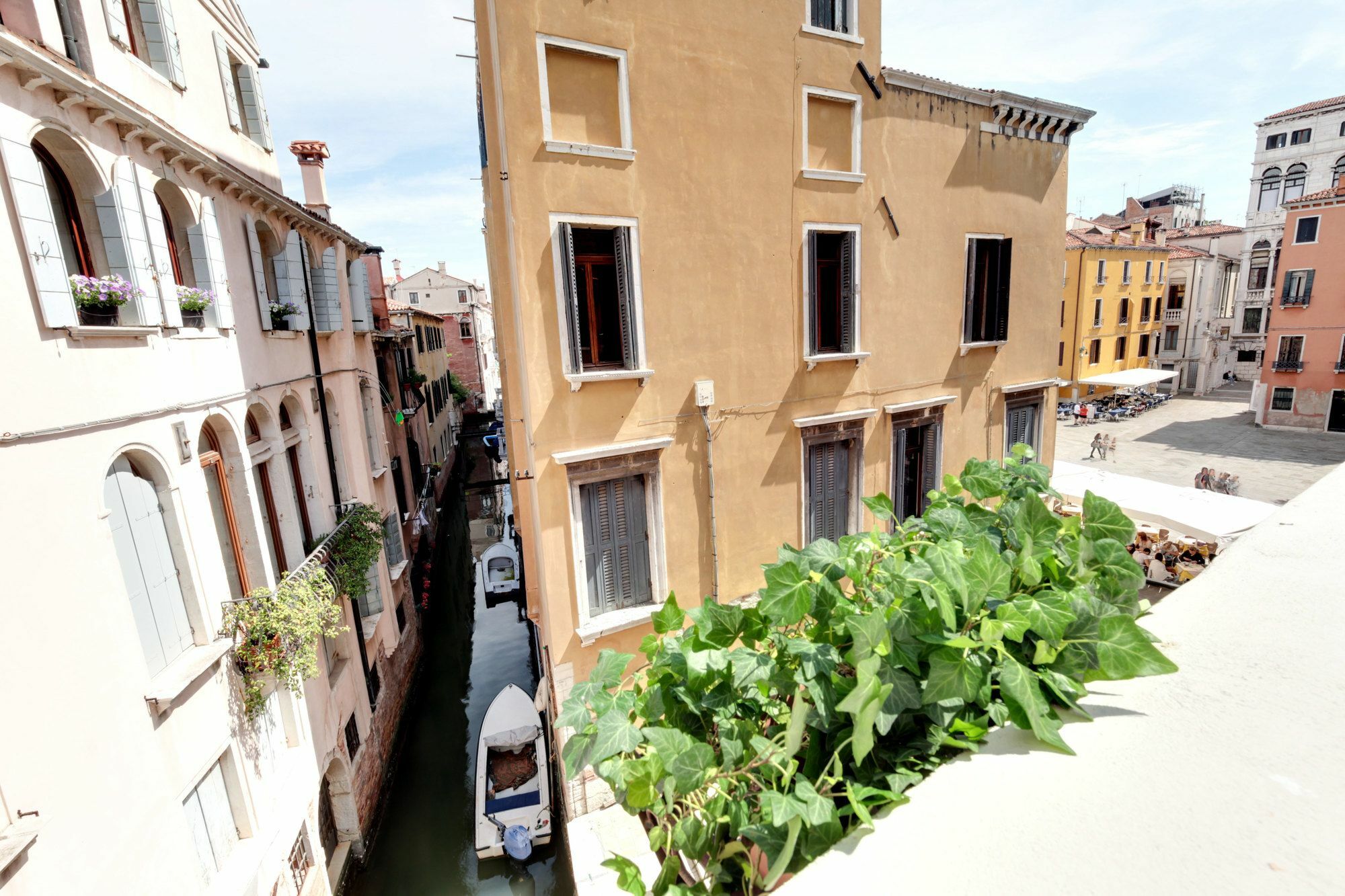 Santo Stefano Accademia Apartment Венеция Экстерьер фото